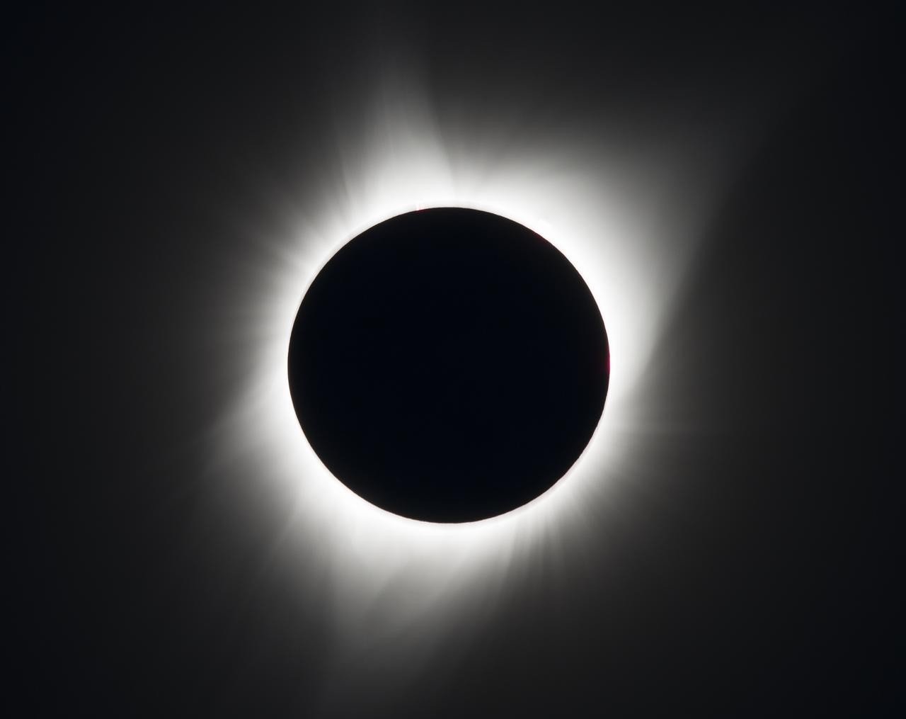 ▲皆既日食の様子(Credit:NASA/Aubrey Gemignani)