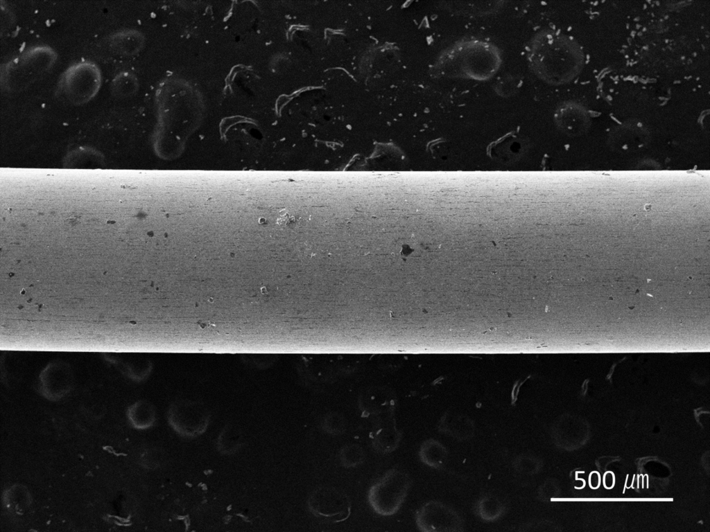 ピアノ弦高音35倍